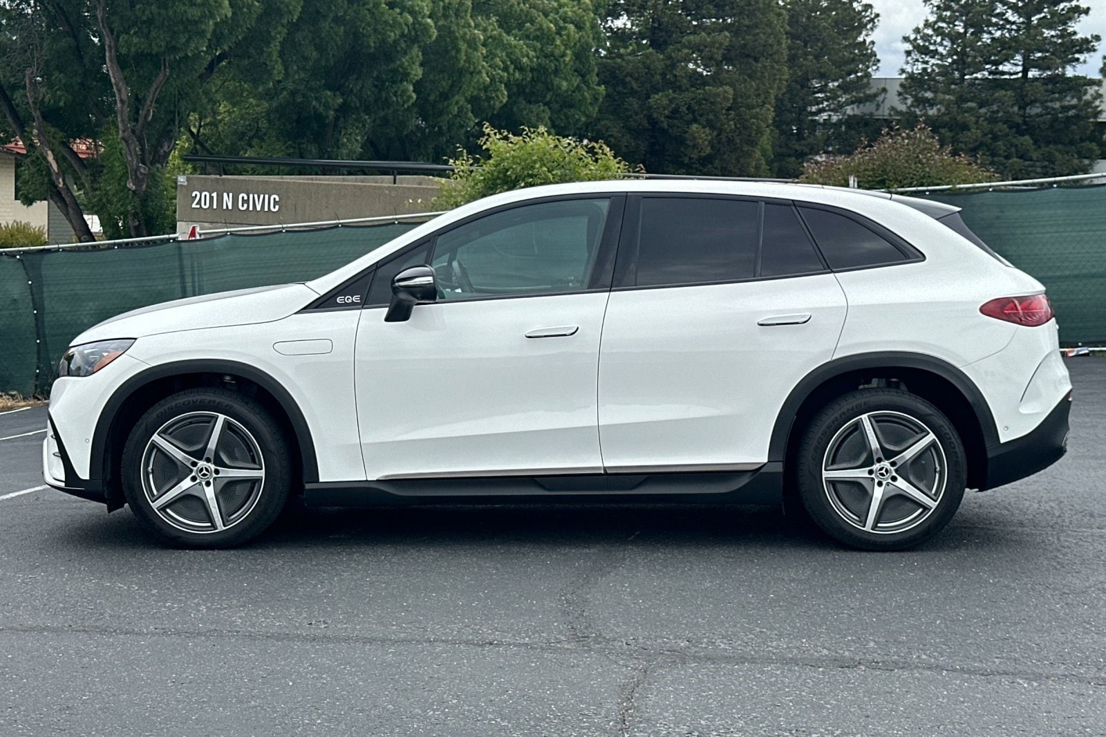 mercedes-benz eqe suv 2024 4JGGM1CB0RA043360 image mercedes-benz eqe suv 2024 4JGGM1CB0RA043360 image